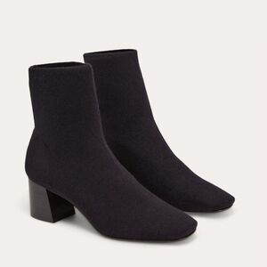 Everlane The Day Boot in ReKnit Black Sock Bootie Square Toe Block Heel Sz 7 New